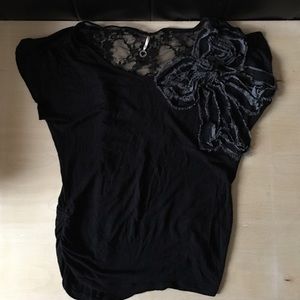 Robin K.  Large top with Lace back